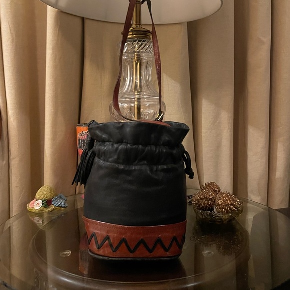 Portofino Collection please check all picture of condition - Picture 6 of 17